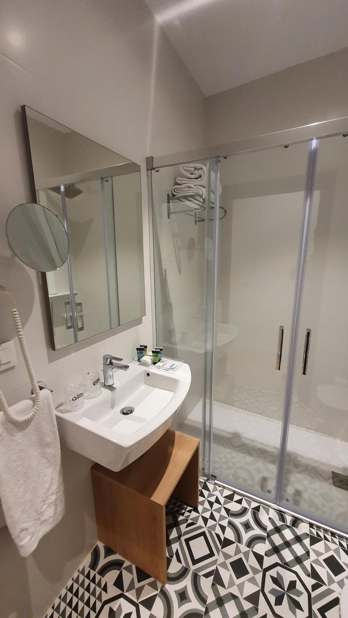 Habitación Triple con balcón