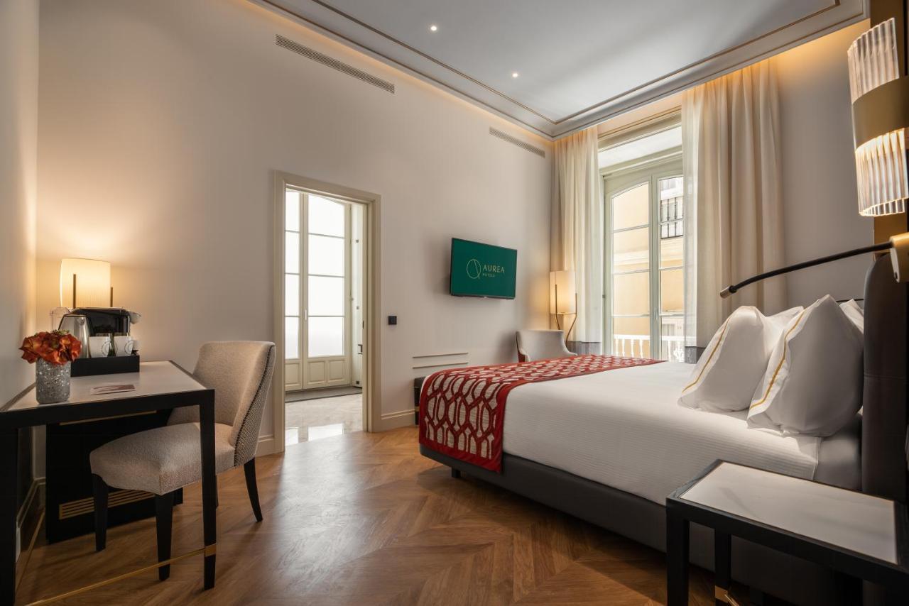 Superior Single Room