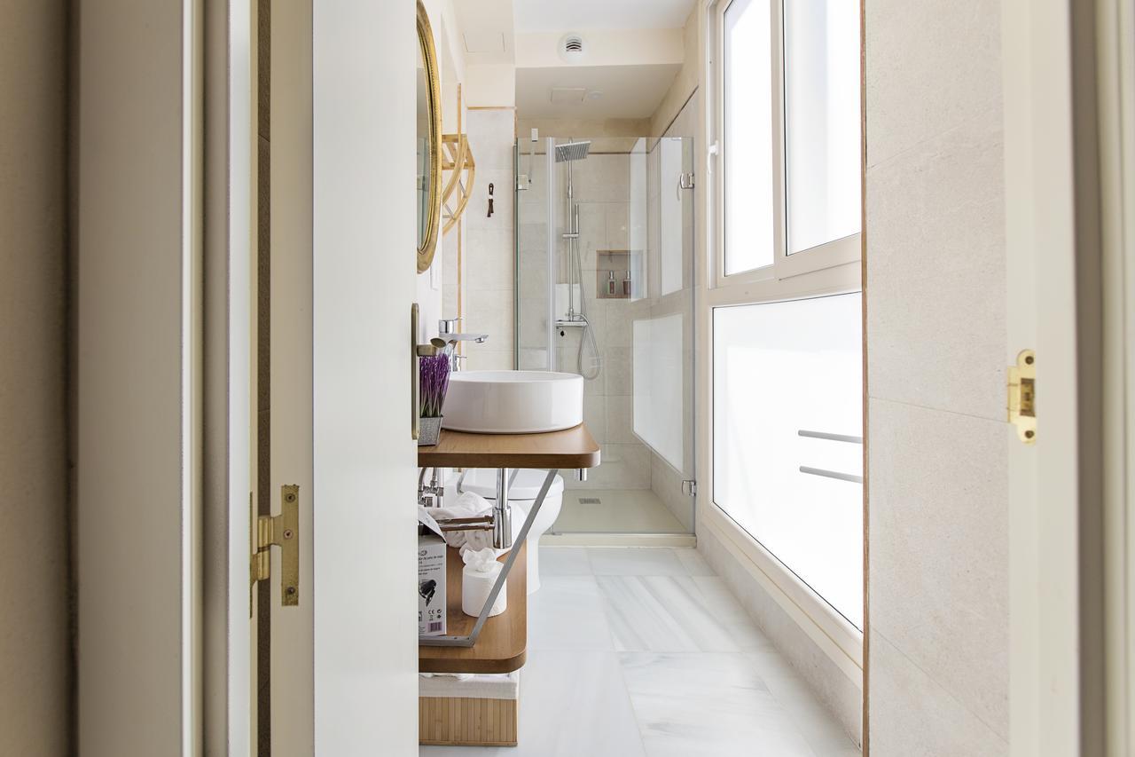 Studio,643942905:JPEG